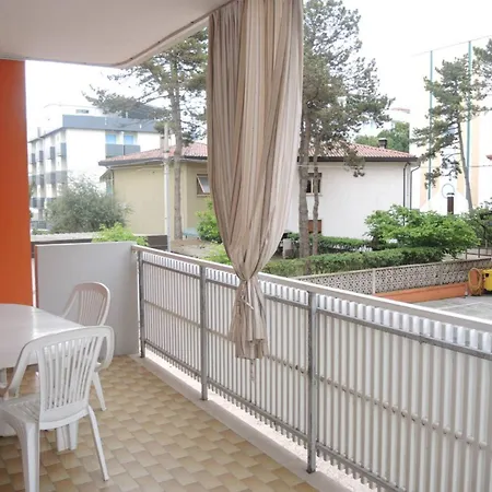 Warm Two-room Flat With Balcony Near The Διαμέρισμα *